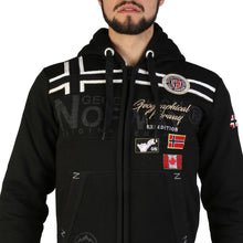 Carica l&#39;immagine nel visualizzatore di Gallery, Geographical Norway - Garadock_man
