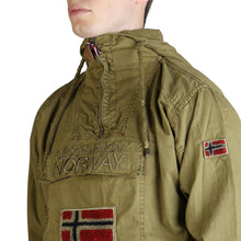 Carica l&#39;immagine nel visualizzatore di Gallery, Geographical Norway - Chomer_man
