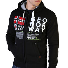 Carica l&#39;immagine nel visualizzatore di Gallery, Geographical Norway - Gasado_man
